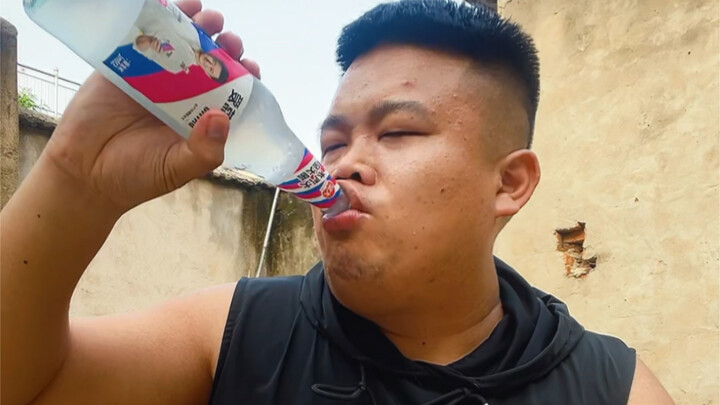 กินหมูปิ้งหน่อย!