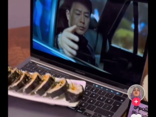 Foreign netizens overseas are jumping on the “The Knockout” bandwagon, riffing on Gao Qiqiang! Broth