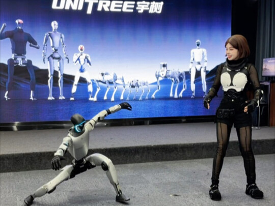 Netizens say I’m about to lose my job—what should I do? I’m really worried!