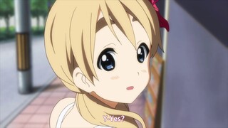 Mugi wants to be smacked