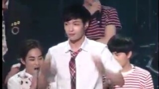 【张艺兴】艺兴的这两段freestyle诠释了什么是真-人体节拍器