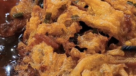 บะหมี่หอยโข่ง อร่อยมาก!