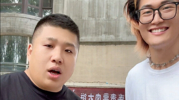 Brother Tiger, a "kill-the-horse" enthusiast, shares his views on Shenyang's streets in 2025.