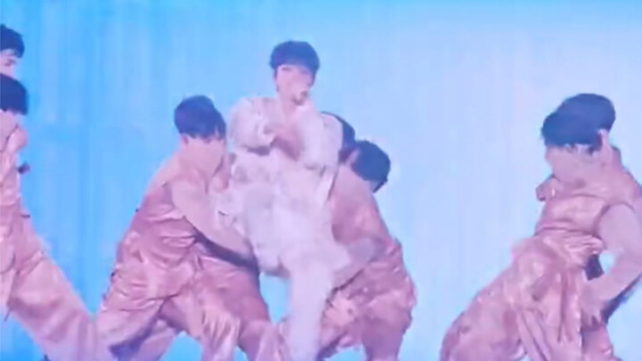 Super Wonwoo đã hát luôn phần rap của Coup’s!! Tiếng hét vang lên🫢 /230906 – Ngày 1 tour diễn Nhật B