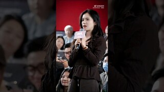 #จางจิ้งอี๋ #Zhangjingyi at #FanChengCheng's movie ", Walk the Line" premiere