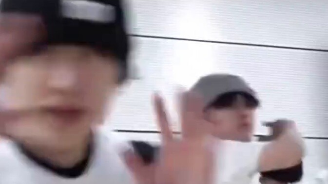 [Lee Know] ความแข็งแกร่ง 100% เทียบกับความแข็งแกร่ง 1,000,000%: หอเกียรติยศ อาณาจักรที่แท้จริงของ Le