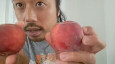 ASMR EATING SOUNDS - PEACHES
