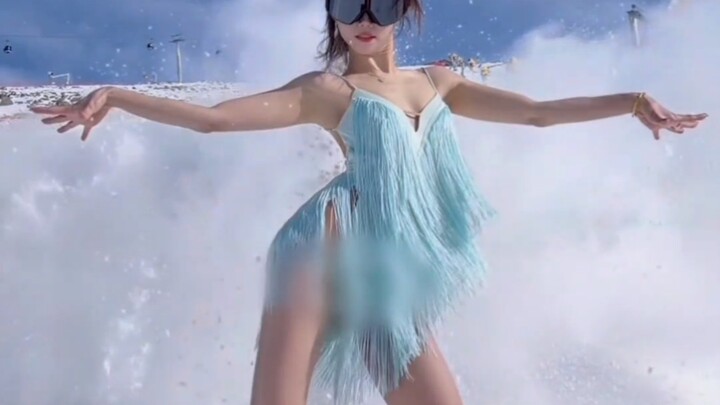 [Lazy Pet Worm] Let's Learn Latin Dance!