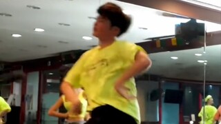 Thành Hàn Bân khảo cổ thời còn là người thường, vị trí trung tâm màu huỳnh quang, có làm bạn phát số