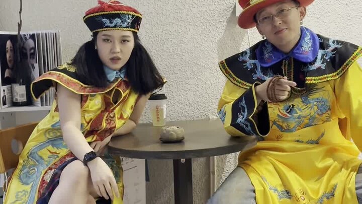 بكين القديمة تعلمك خطوة بخطوة كيفية تناول لحم الضأن المغمس