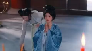 Pengemis kecil diselamatkan permaisuri, punya sihir, selamatkan kaisar