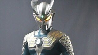 The self-made Ultraman Zero leather suit shows me that there is no limit!
