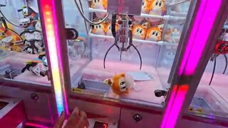 So mini Chibi CLAW MACHINES!