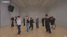 Seventeen "Thunder" Dance Practice