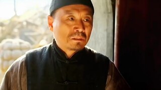 因为迷信财主花钱雇佣几个人拼命架出千斤的石雕却被县长痛斥