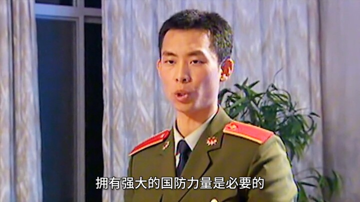 Người lính tham dự tiệc sinh nhật của bạn gái, bị cậu ấm con nhà giàu khinh thường, ngay sau đó anh 