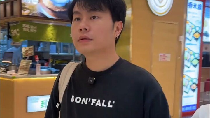 Trái tim là giả, thì đồ vật có thật hay không cũng chẳng còn quan trọng lắm.