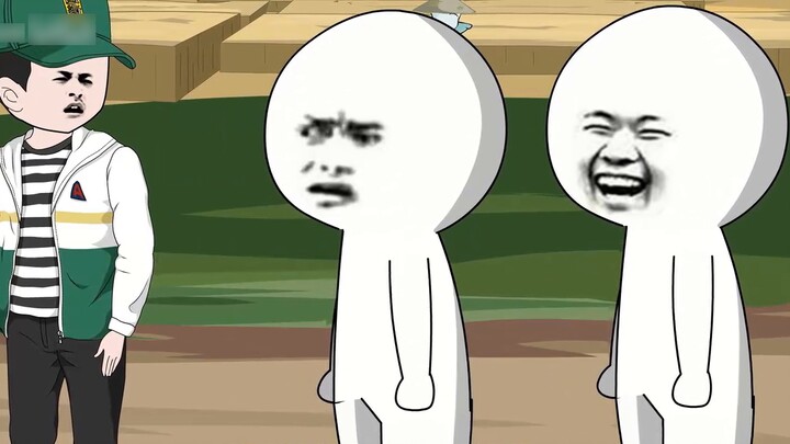 In order to catch a hundred-pound fish, the beauty actually used an excavator as a fishing rod!