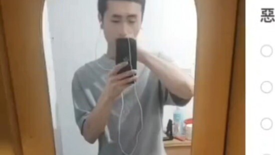 Setelah menonton episode ini, Ellen mulai berteriak sepanjang malam.