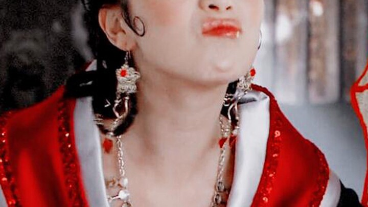 Now I totally get why she managed to stand out in a drama full of beauties!