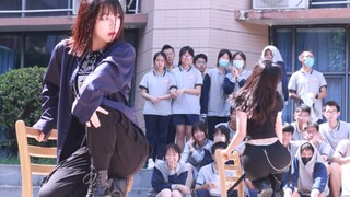 学校音广双人翻跳yeji《river》 都说看完很难不心动