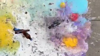 Video lăn chai để giải tỏa căng thẳng, khoảnh khắc thư giãn