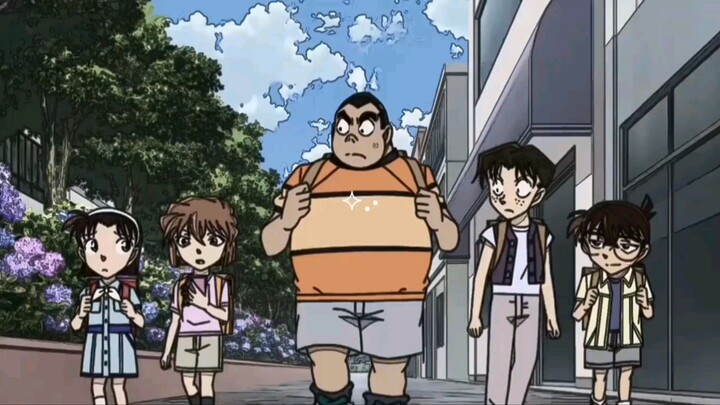hahah kaito as a 😯 star detective girl