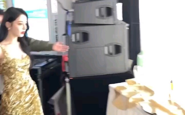 At the Dilireba event, the staff nearby were stunned.