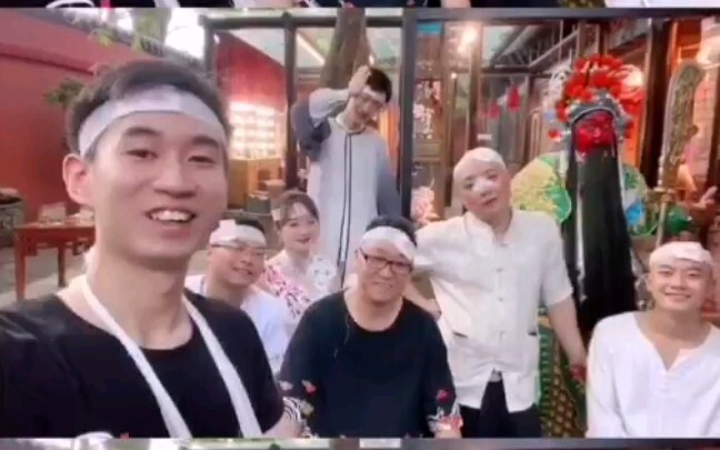 ينبغي أن تكون الأسرة نظيفة ومرتبة