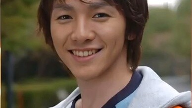 ⚡ أرسل صورة لشخصية أوتومان إلى زميلتك التي لم تشاهد أوتومان من قبل واطلب منها أن تقيّمها وتمنحها درج