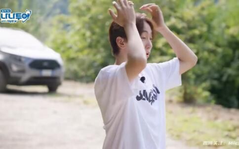 ฟูเซิ่งกวันบ่นว่าวง SEVENTEEN มีสมาชิกเยอะ แถมยังพูดตรงๆ ว่าบางครั้งก็อิจฉานักร้องเดี่ยว