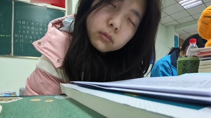 I feel like I have an artificial eye uh uh~