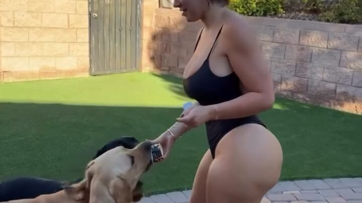 Salome Munoz big ass hot body