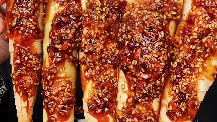Peeled bamboo shoots and pork #A satisfying meal for friends #Snack recommendation