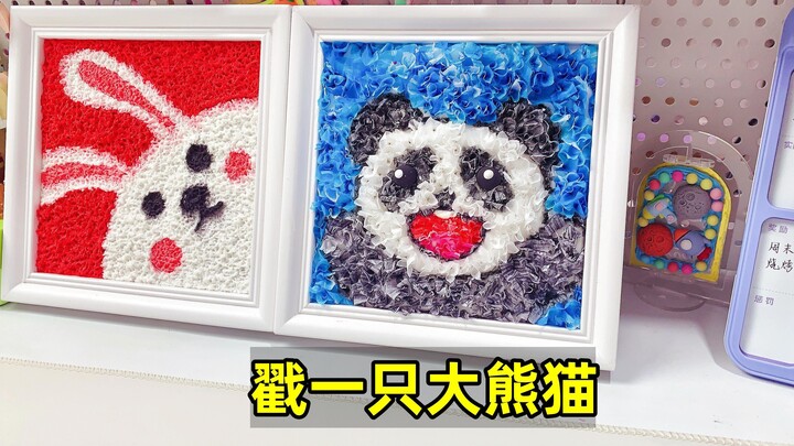 Membuat seekor panda raksasa dengan tisu