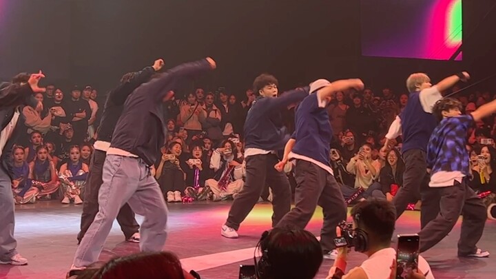 "Former national hip-hop team member dances Justin Bieber's Baby" Cao Mingyu & Yu Wenle/Nike Hip-hop