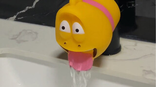 《谁会拒绝会吐水的小虫子》