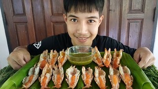 กุ้งเผามันเยิ้มๆ  ไข่เต็มๆ นํ้าจิ้มซีฟู้ดแซ่บๆ.....