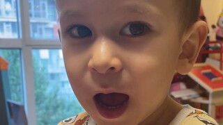 张拿铁以一己之力劝外国人喝热水