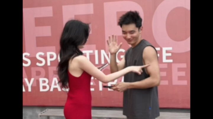 当球场来了女人，我的心机兄弟..