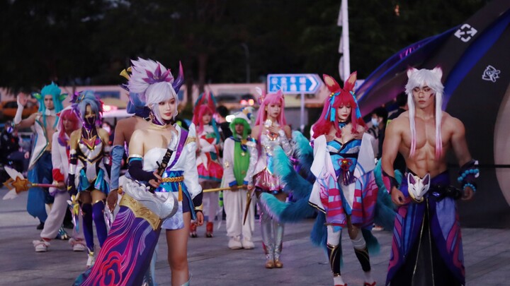 [LOL S12 Carnival Cosplay Parade] Ultra-Clear Close-Ups of Every Character! It’s stock footage, but 
