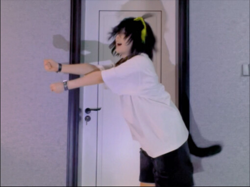 Hóa ra là mèo à, cứ tưởng là nhà giả kim cơ đấy