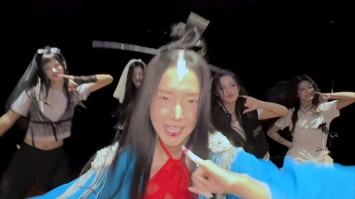 Jung Hyun Lee × ILLIT “It’s Me X WA” — a divine collaboration Cha🪭❤️‍🔥