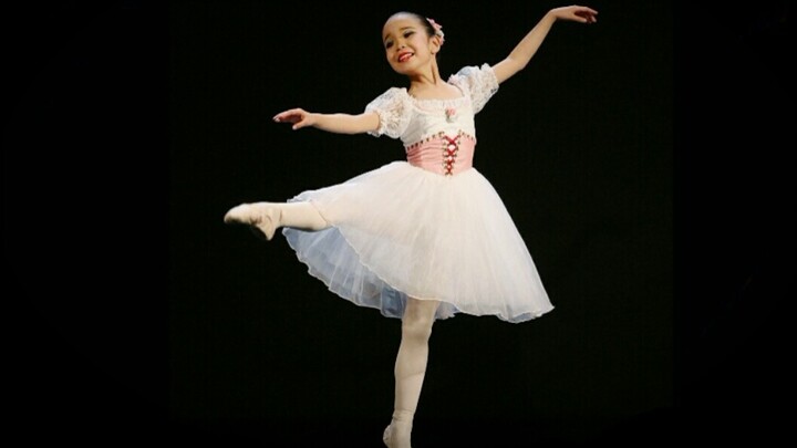 [บัลเล่ต์] 8 ขวบเต้นน่ารัก "Coppelia" Swanilda Variation