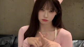 Đảo ngược khi nhà vô địch thể dục dụng cụ chuyển sang làm streamer "gợi cảm" đã đến