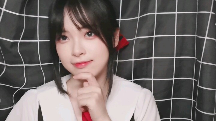 She has the same hairstyle as Kaguya Shinomiya