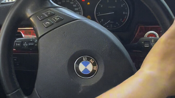 Ultimate parallel parking—watch this video and you’ll master it too