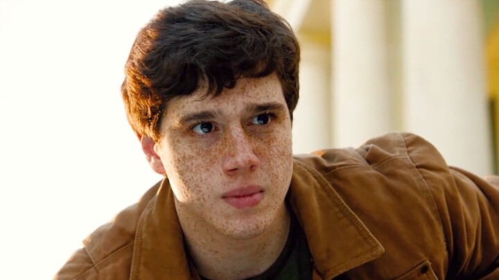 العملاق آكل اللحوم الذي لا يُهزم ولا يفنى: طالما يفترس البشر، يمكنه أن يعود إلى الحياة إلى ما لا نها