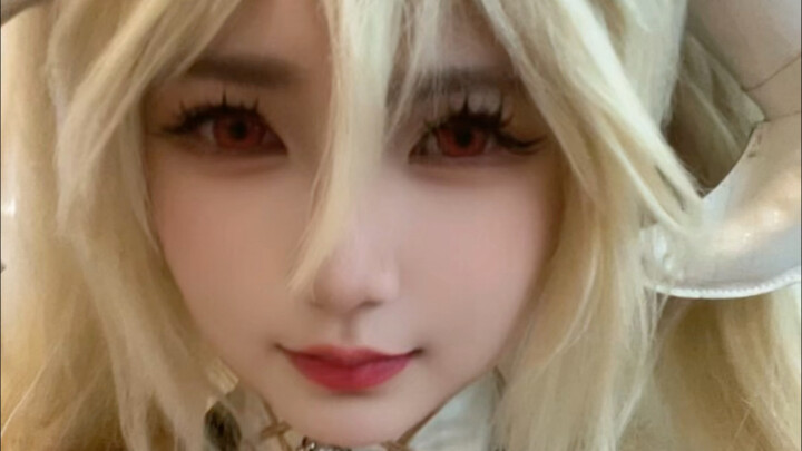 أحيانًا حقًا لا أفهم تصميم ملابس بيلانج.