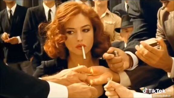 Malèna (2000) #feminism #hot #cute #fashion #cinema
